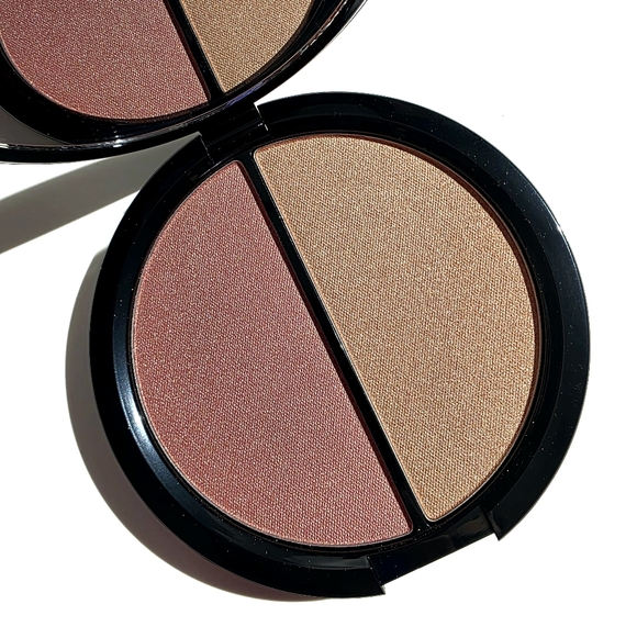Bobbi Brown Illuminating Powder Duo Peach Glow / Rose Glow New LE - Picture 2 of 3